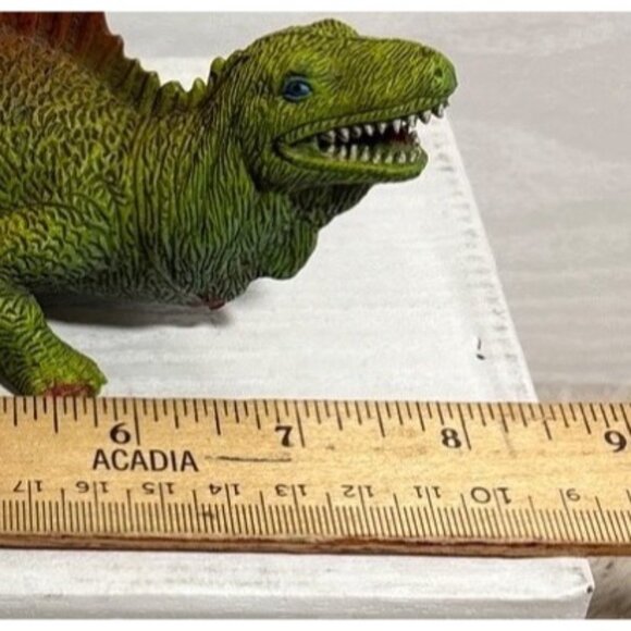 Metriacanthosaurus Dinosaur Figure 8" Long Plastic Toy Collectible Green & Red - Picture 5 of 6